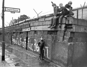 Berlin Wall Google Doodle Children play on the Berlin Wall